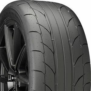 Nitto NT555RII 305/40R18 - 108790.1